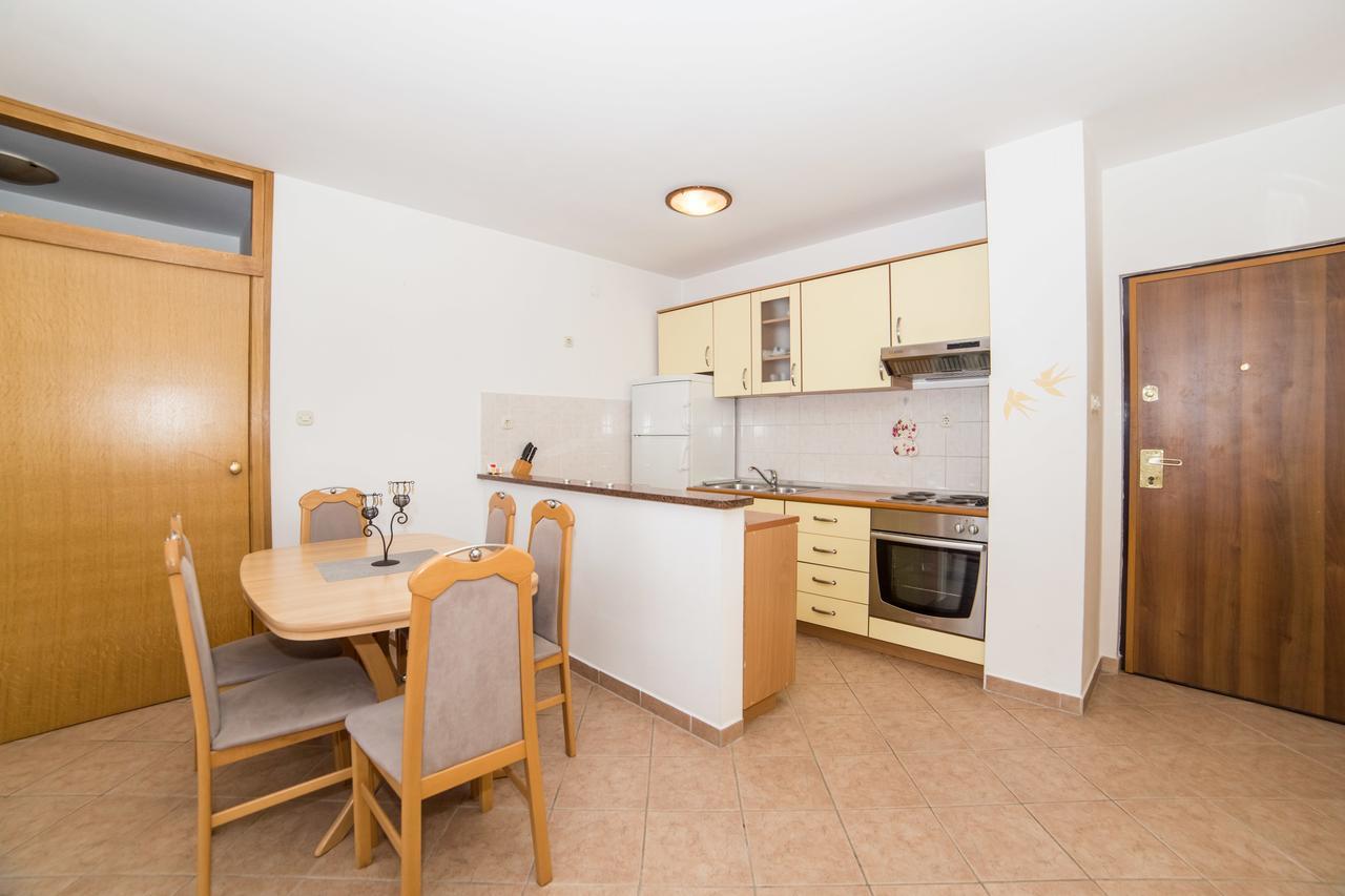 Apartment Clear Sky Baska Voda Luaran gambar