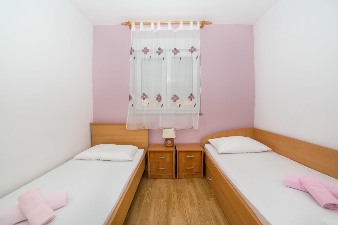 Apartment Clear Sky Baska Voda Luaran gambar